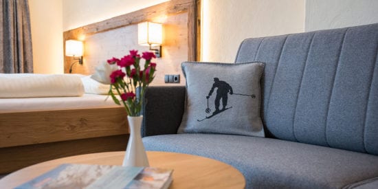 Zimmer & Ferienwohnungen in Obertauern im Hotel Weningeralm Zimmer & Ferienwohnungen in Obertauern im Hotel Weningeralm